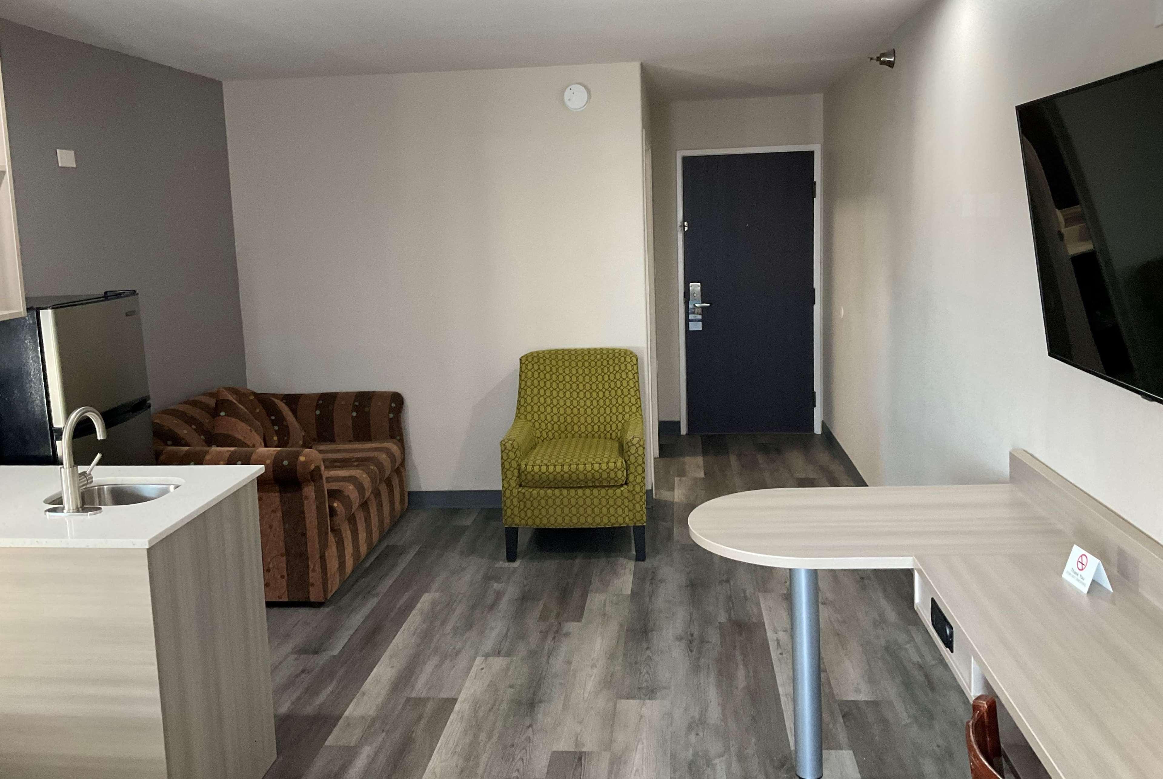 Microtel Inn And Suites Clarksville Ngoại thất bức ảnh