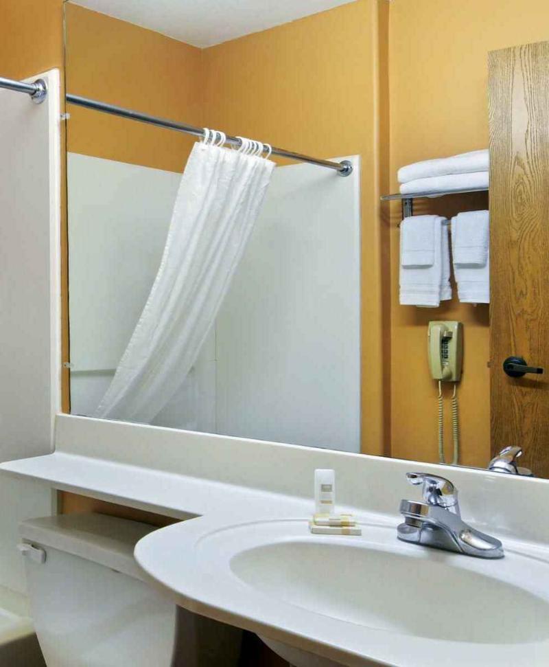 Microtel Inn And Suites Clarksville Ngoại thất bức ảnh